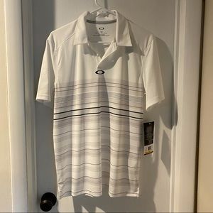 NWT Oakley men’s polo size size small